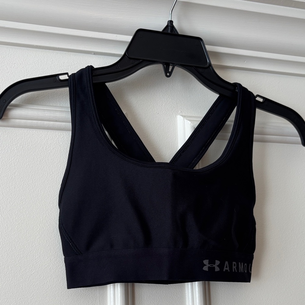 Under Armour Women's Dark Sports Bra